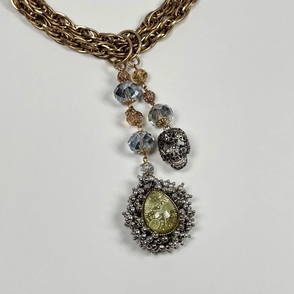NWT Vintage Y2K  Betsey Johnson Chunky Chain Pendant Necklace Gold Skull